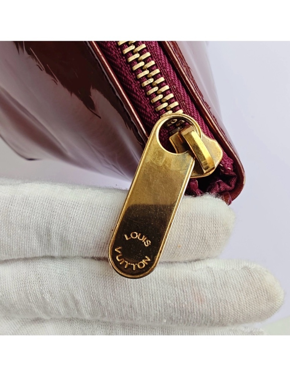 Louis Vuitton Patent Vernis Red-Brown Tote with Tan Handles - Picture 3 of 13